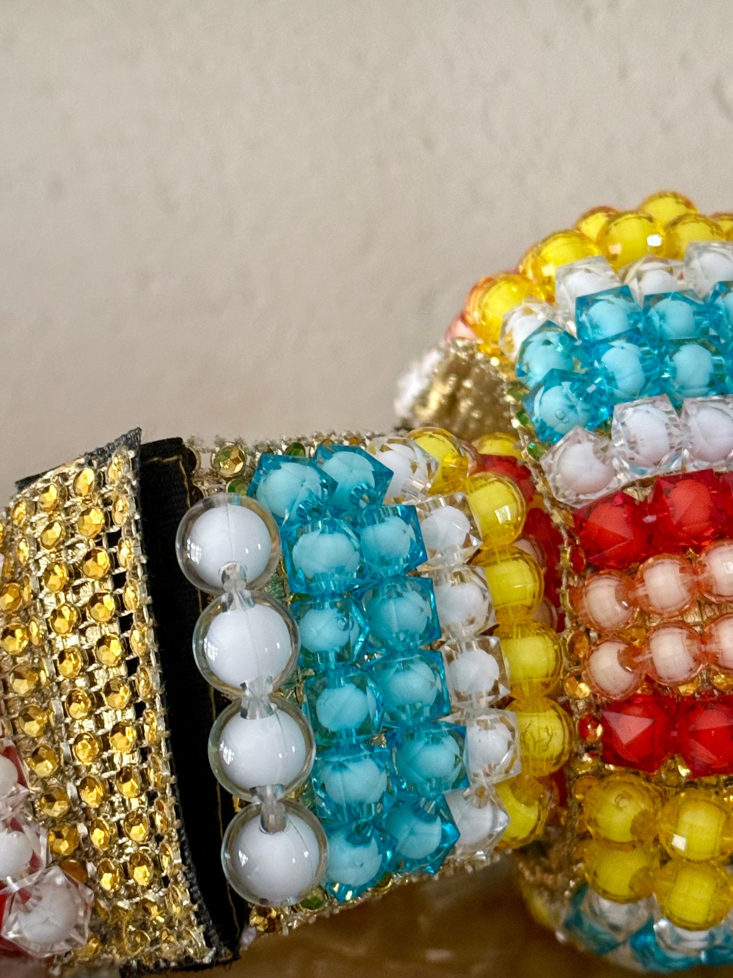 Emacakala Multicolour Beads