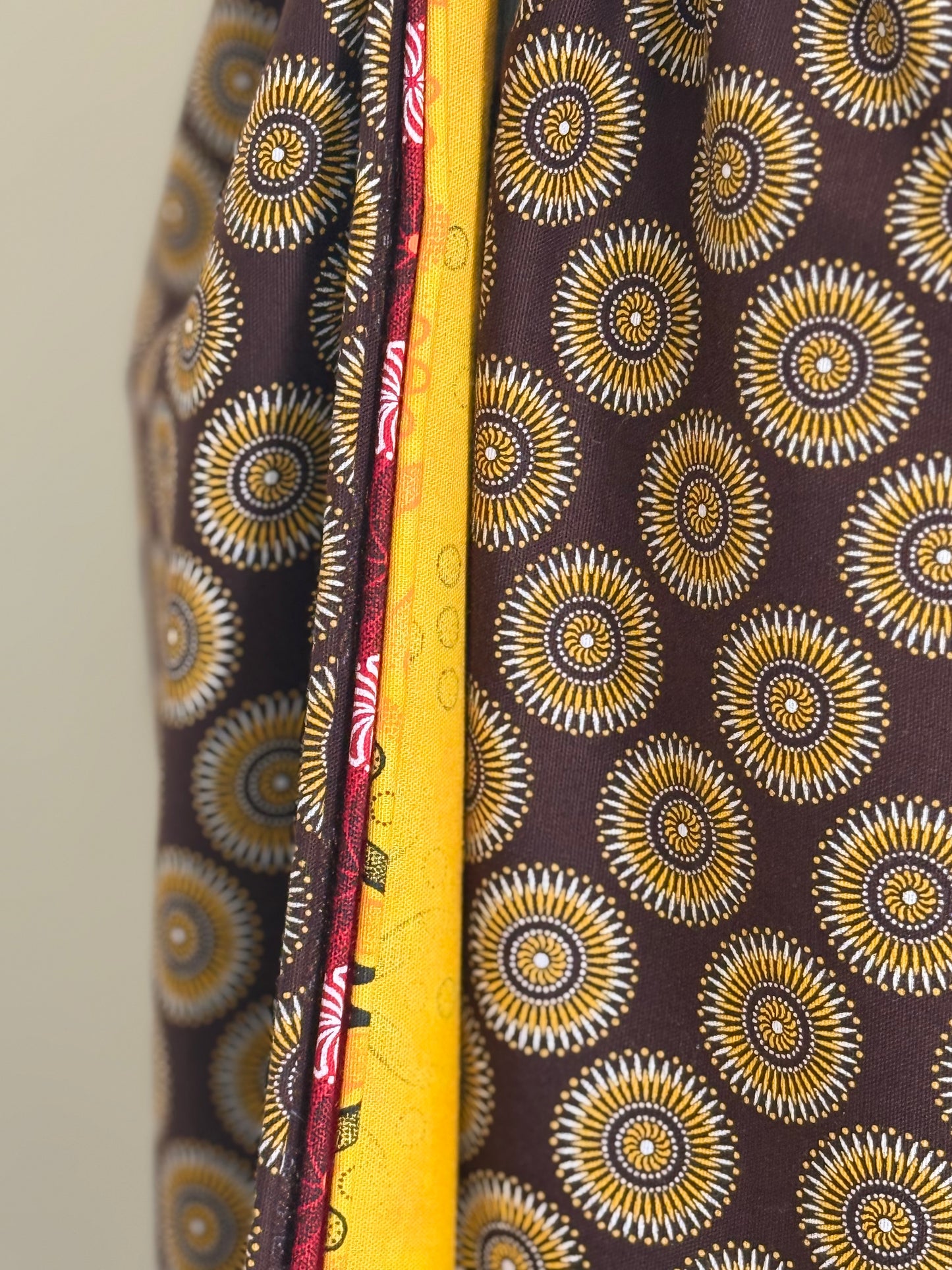 Sidvwashi 3 Layers Brown, Red & Yellow